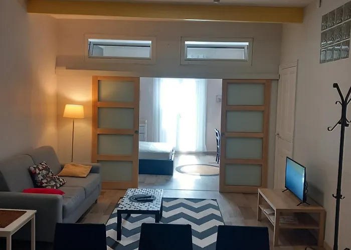 T3 Pratique, Garage Gratuit, Esprit Auber * Μπεζιέ